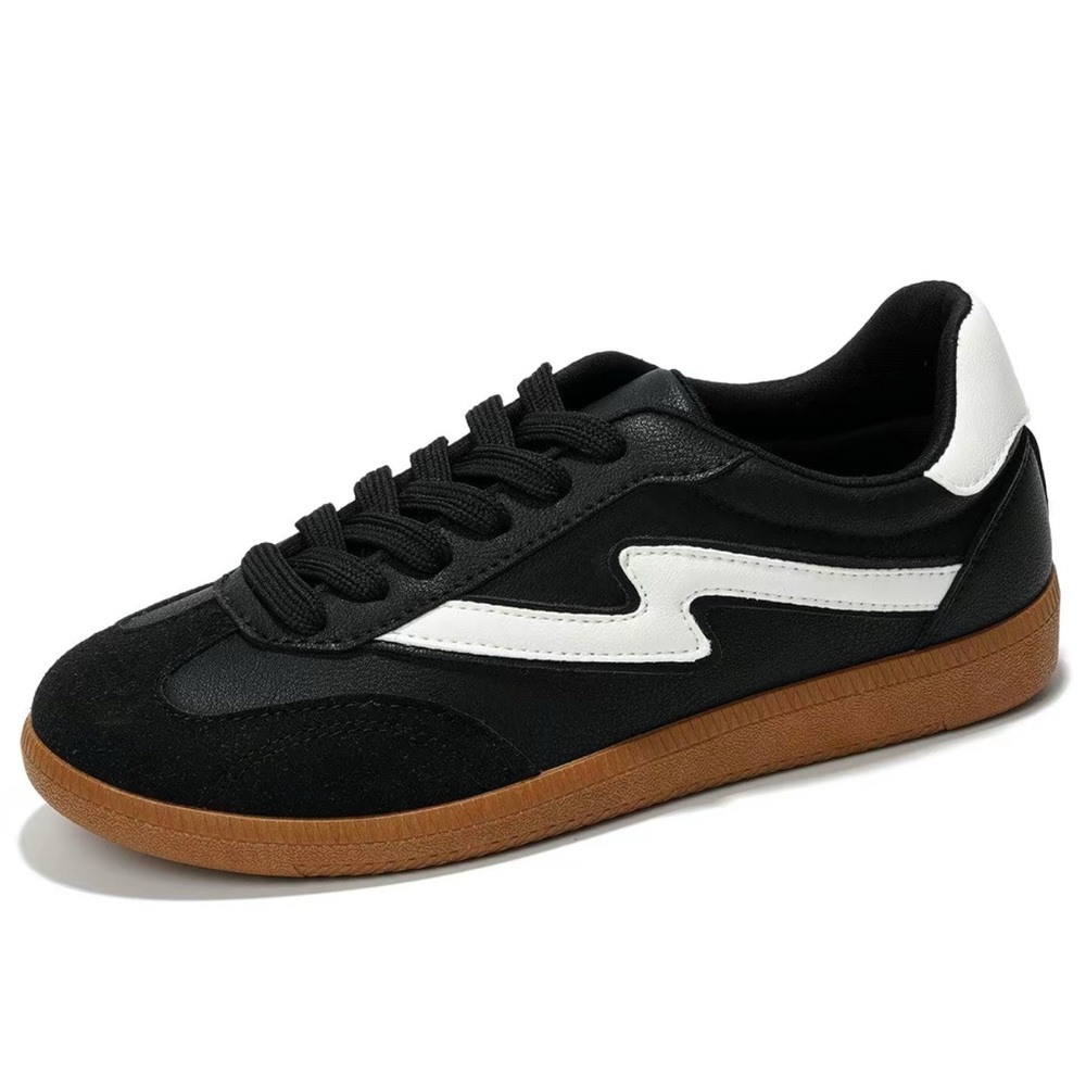 Project Cloud Black and White  Sneakers Sz 7